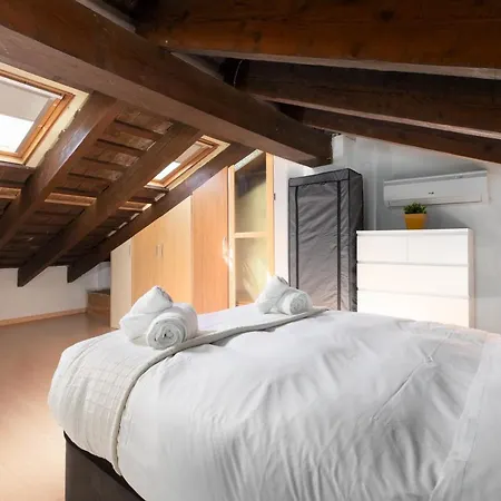 Ruzafa Attic Apartamento *